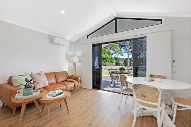 Kulübe, Nehir Manzaralı (Sleeps 4)