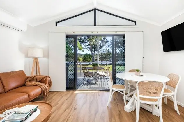 Kulübe, Nehir Manzaralı (Sleeps 4)