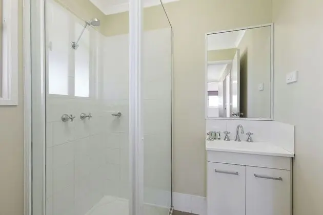 Standard Kulübe (Sleeps 6)