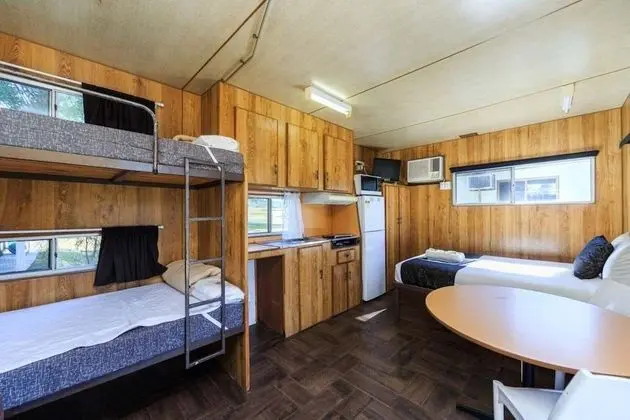Economy Kulübe, Banyolu/Duşlu (Sleeps 4)