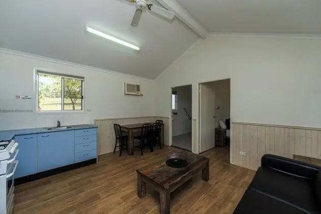 Standard Kulübe (Sleeps 6)
