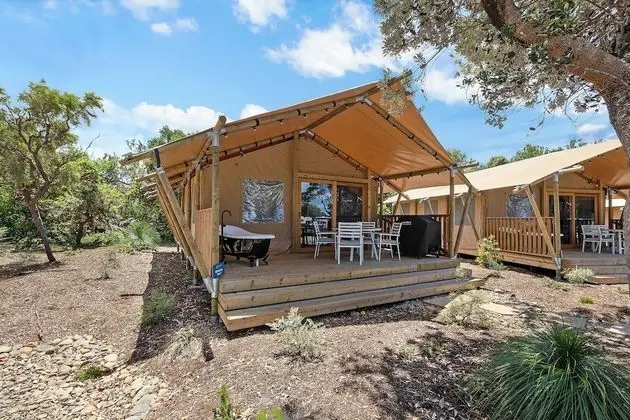 Çadır (Glamping Tent - Sleeps 4)