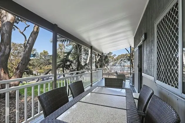 Premium Kulübe (Sleeps 5)