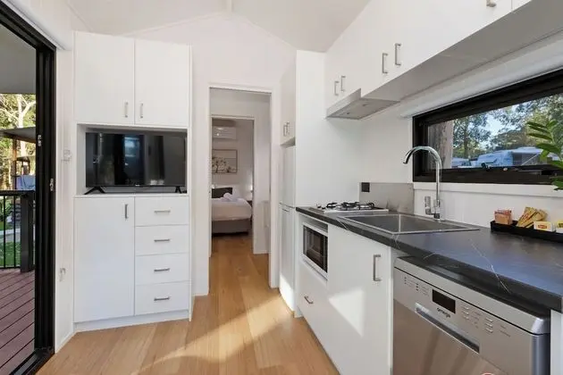 Premium Stüdyo (Tiny Home - Sleeps 2 - Dog Friendly)