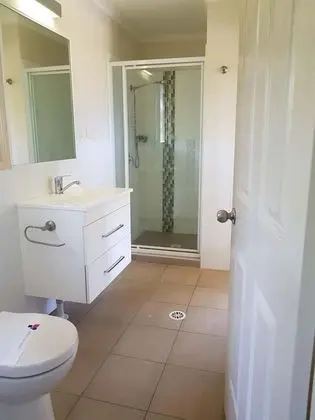 Deluxe Kulübe (- Sleeps 5 - Dog Friendly)