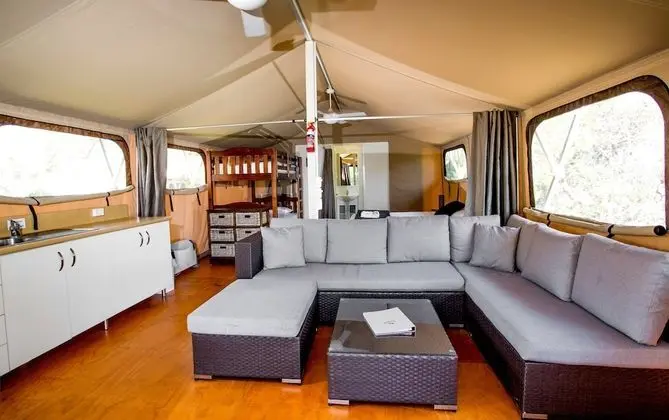 Deluxe Çadır, Plaj Manzaralı (- Sleeps 4)