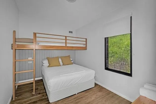 Superior Kulübe (- Sleeps 5)