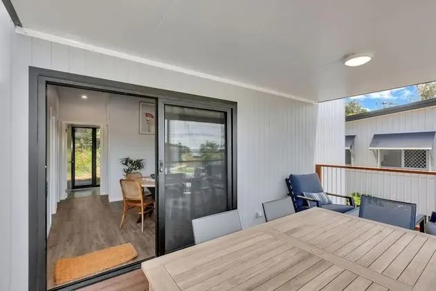 Superior Kulübe (- Sleeps 5)