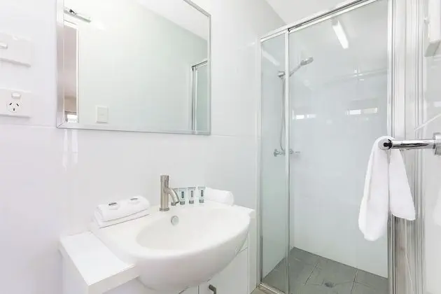 Standard Kulübe (- Sleeps 4 - Dog Friendly)