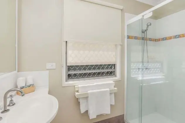 Deluxe Kulübe (- Sleeps 4)