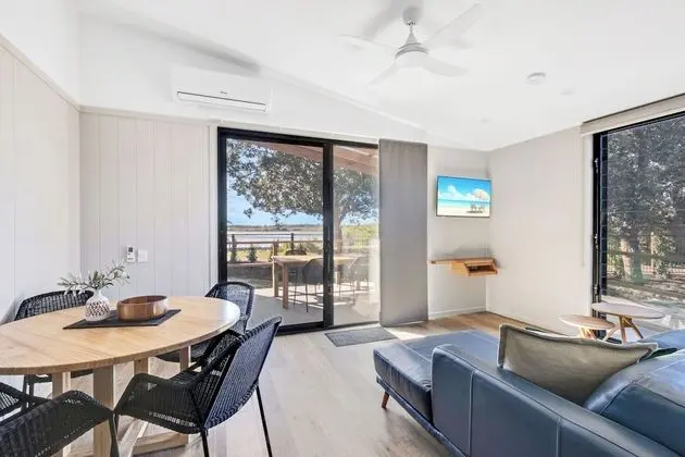 Premium Kulübe (Sleeps 4 - Easy Access)