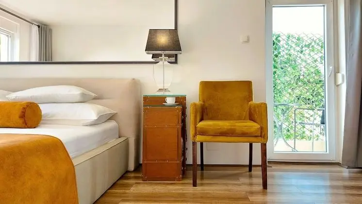Exclusive Stüdyo, Bahçe Manzaralı (Juan Vucetich)