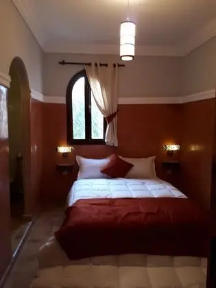 Royal Üç Kişilik Oda, Banyolu/Duşlu, Havuz Manzaralı