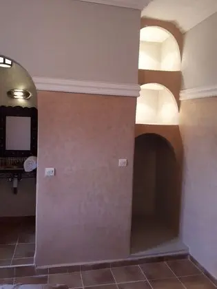 Royal Üç Kişilik Oda, Banyolu/Duşlu, Havuz Manzaralı
