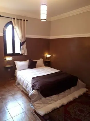 Superior Tek Büyük Yataklı Oda, Banyolu/Duşlu, Havuz Manzaralı