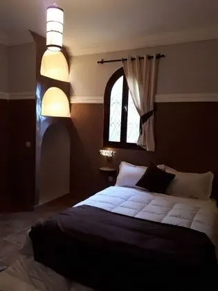 Superior Tek Büyük Yataklı Oda, Banyolu/Duşlu, Havuz Manzaralı