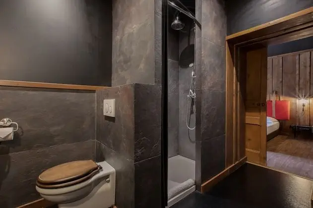 Tek Büyük veya İki Ayrı Yataklı Oda (Refuge)