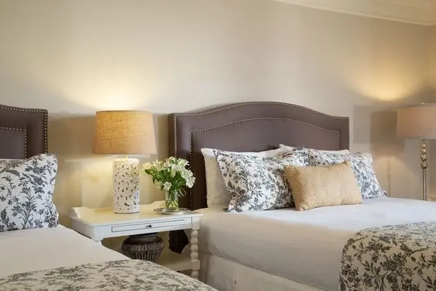 Deluxe Oda, 2 Büyük (Queen) Boy Yatak