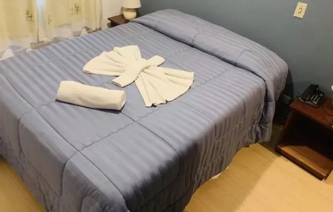 Basic Tek Büyük Yataklı Oda