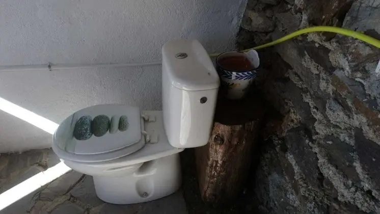 Ortak Ranzalı Oda, Ortak Banyo (1 bed in a 8-Bed Dormitory Room)