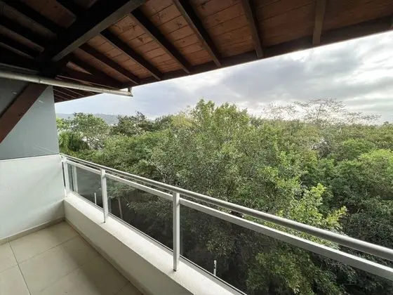 Duplex com Varanda