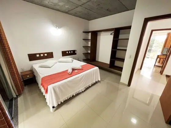 Luxo Triplex
