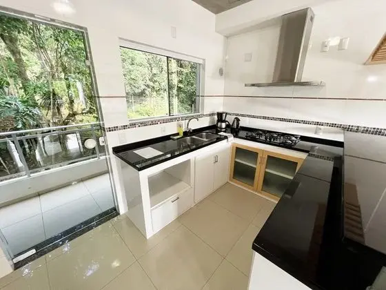 Luxo Triplex