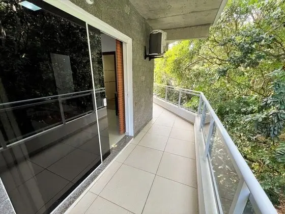 Luxo Triplex