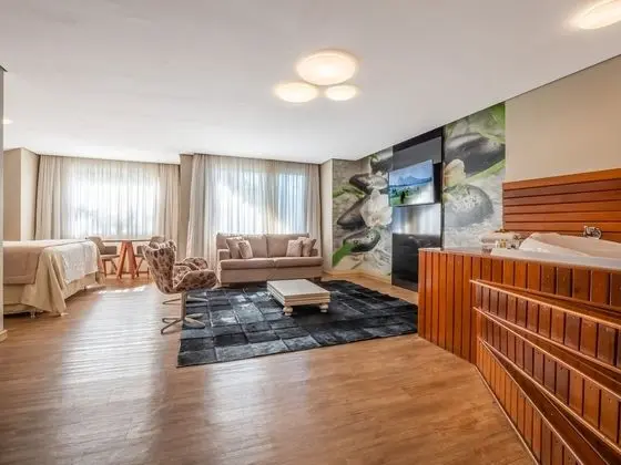 Grand Süit