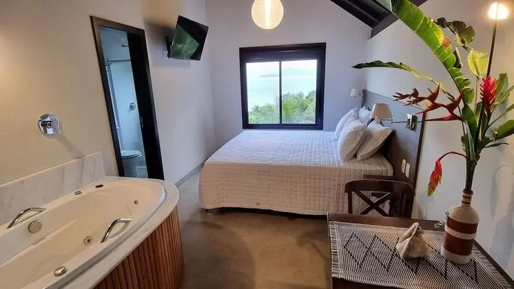 Comfort Tek Büyük Yataklı Oda, Sıcak Su Havuzu, Deniz Manzaralı