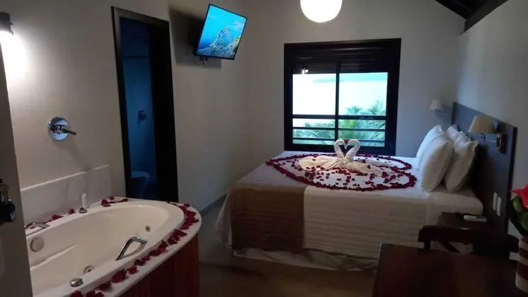 Comfort Tek Büyük Yataklı Oda, Sıcak Su Havuzu, Deniz Manzaralı