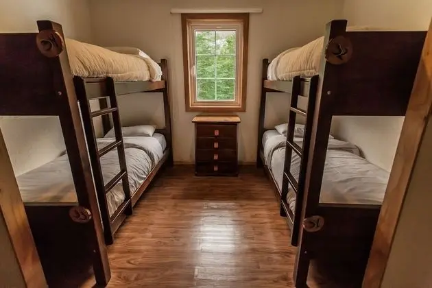 Deluxe Ortak Ranzalı Oda (Up to 4 Beds)