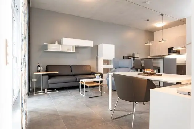 Çatı Katı (Loft), 1 En Büyük (King) Boy Yatak ve Çekyat