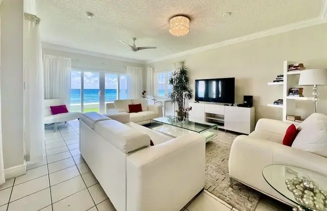 3 Bedroom Villa - Ocean Front #614