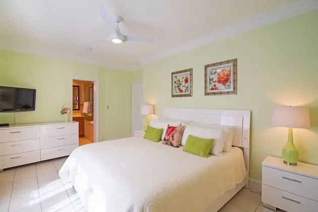 3 Bedroom Villa - Ocean Front #614