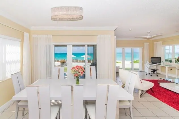 3 Bedroom Villa - Ocean Front #614
