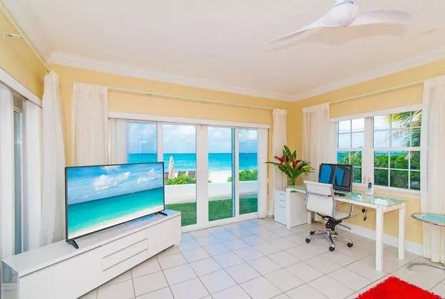 3 Bedroom Villa - Ocean Front #614