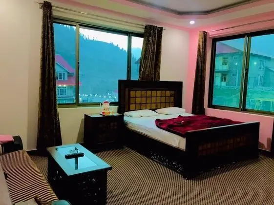 Deluxe Üç Kişilik Oda