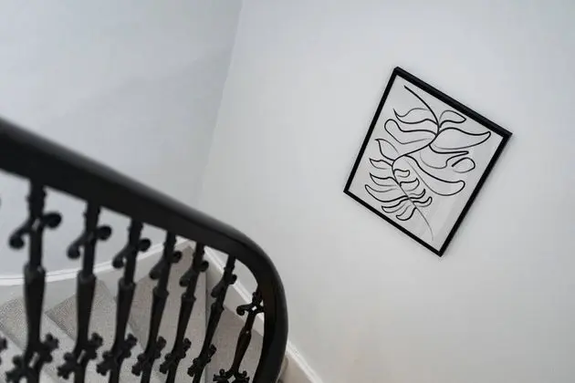 Ev