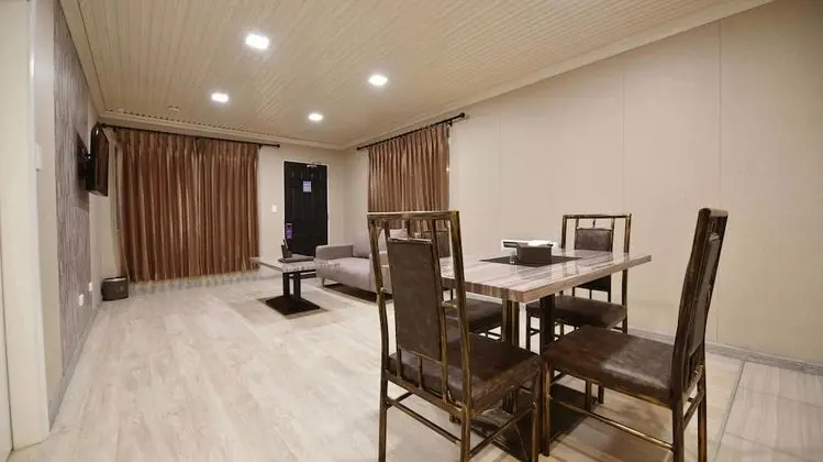 Executive Oda (King Suite)