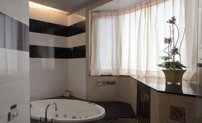 Romantic Tek Büyük Yataklı Oda (Check in after 10pm)