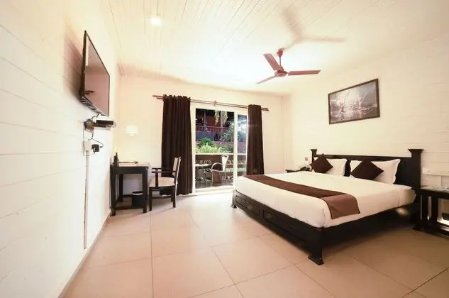 Regalia Executive King Bed