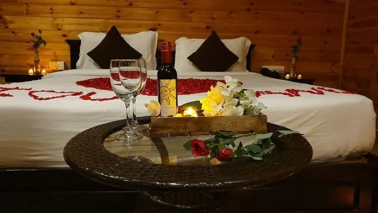 Regalia Executive King Bed