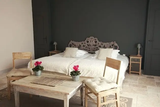 Üç Kişilik Oda