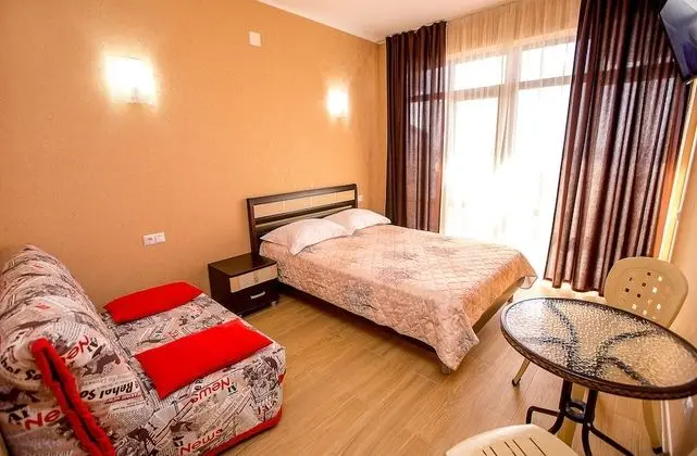 Standard Tek Büyük Yataklı Oda (Second floor)