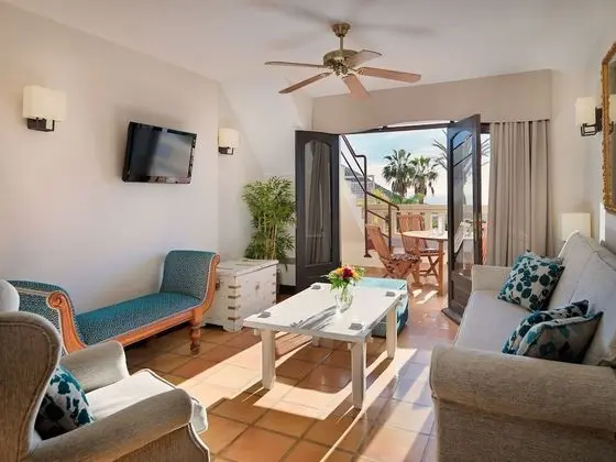 Apart Daire, 2 Yatak Odası (Suite 4 Adults)