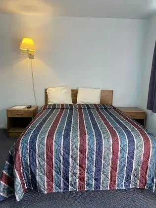 Standard Oda, 1 Büyük (Queen) Boy Yatak