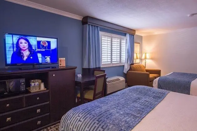 Family Room (sofa bed will only accommodate children 8 years or younger)