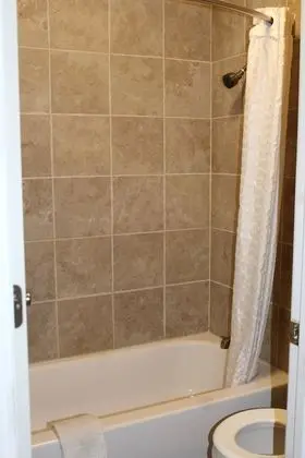 Oda, 2 Büyük (Queen) Boy Yatak, Sigara İçilmez