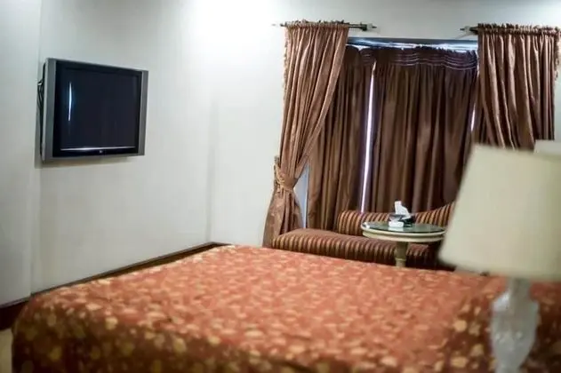 Standard Tek Büyük veya İki Ayrı Yataklı Oda